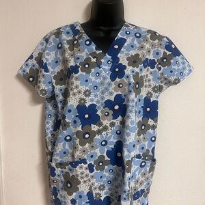 Floral Print Scrub Top